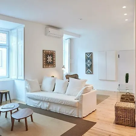 Modern Calcada Sao Francisco Ii Lissabon